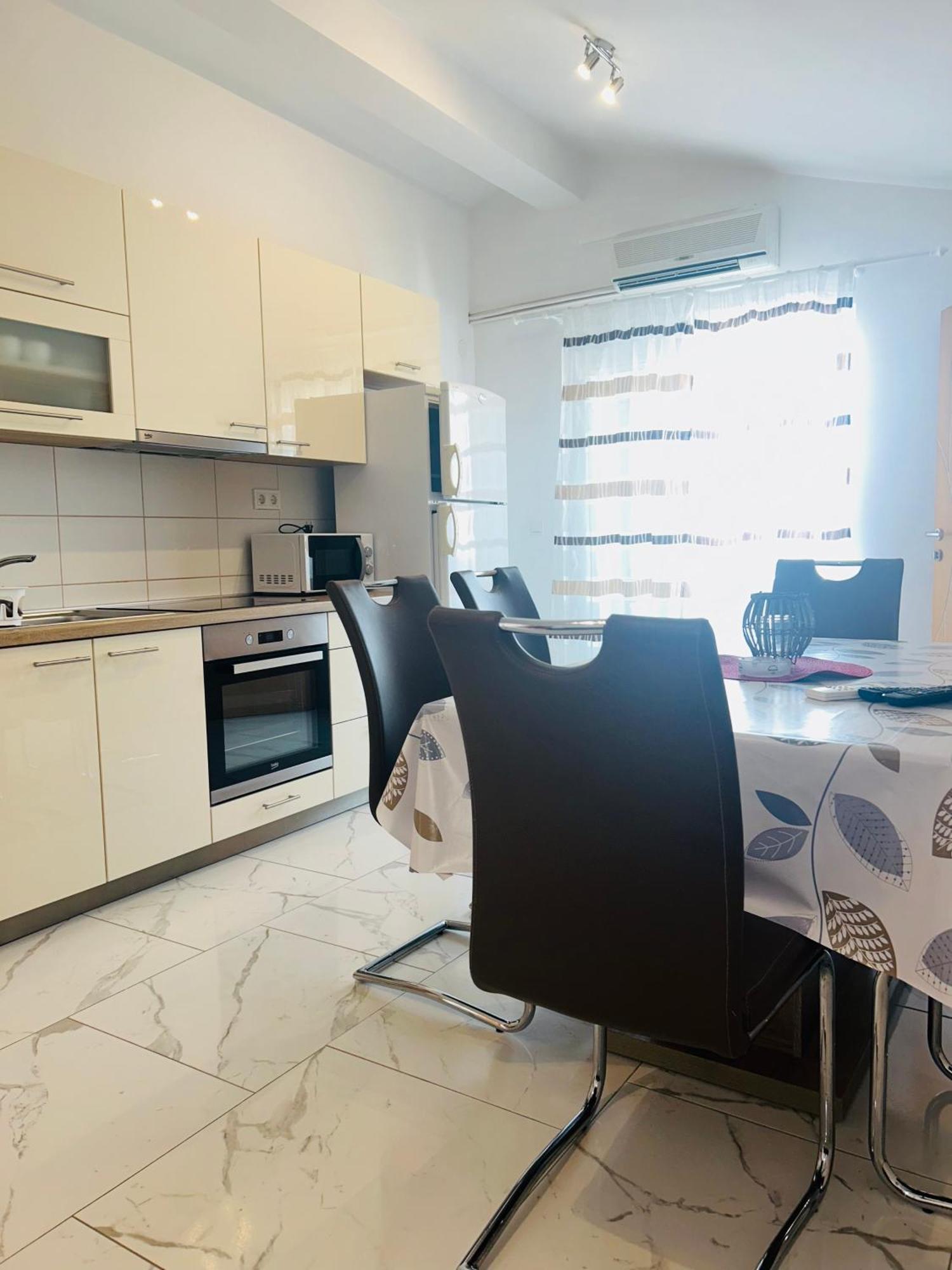 Apartmani Lovrencic Врси Экстерьер фото