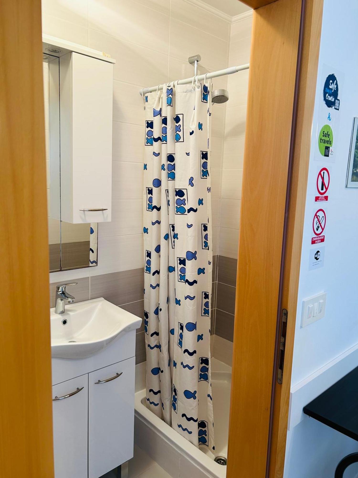 Apartmani Lovrencic Врси Экстерьер фото